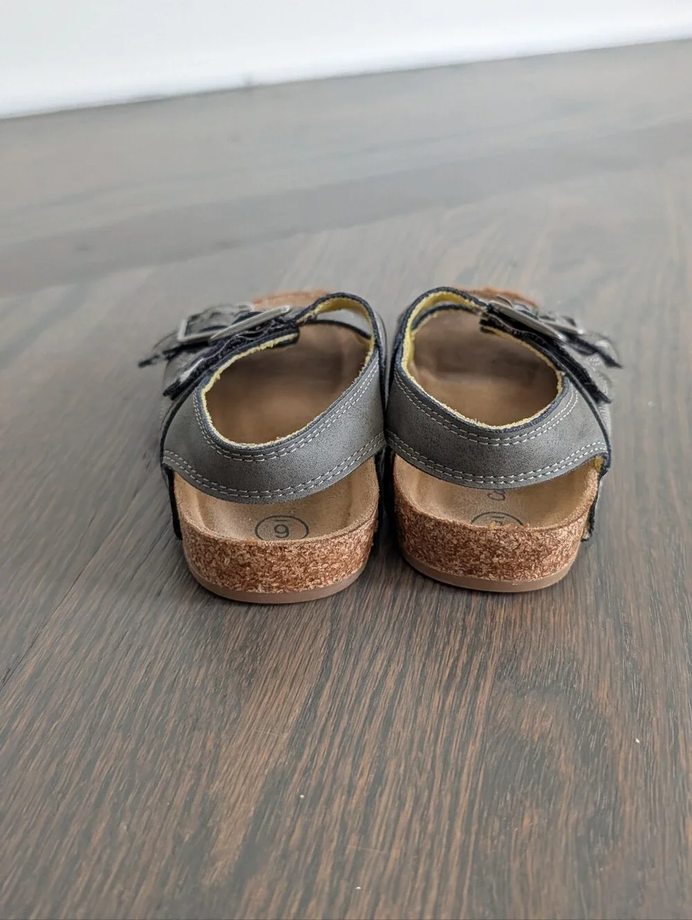 Cat & Jack Kids' Gray Double-Buckle Sandals, Size 6